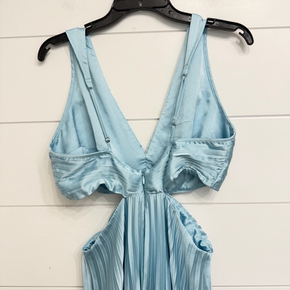 Abercrombie & Fitch Blue Giselle Pleated Cutout Maxi Dress Medium 36232 - Picture 8 of 15